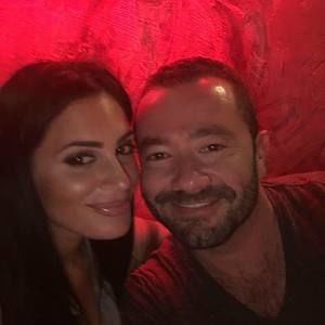 Meet your Posher, Dina